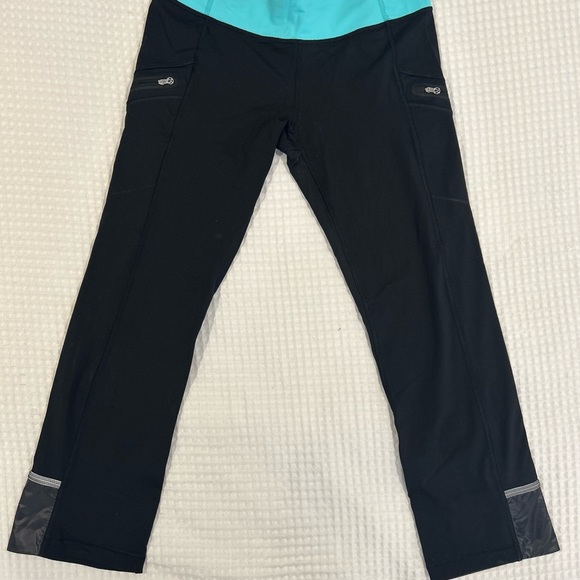 Lululemon like new Stunning capri running pant sz 10. RARE RETIRED STYLE. - Picture 1 of 6